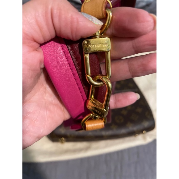 Louis Vuitton Cluny BB SOLD - Picture 8 of 10